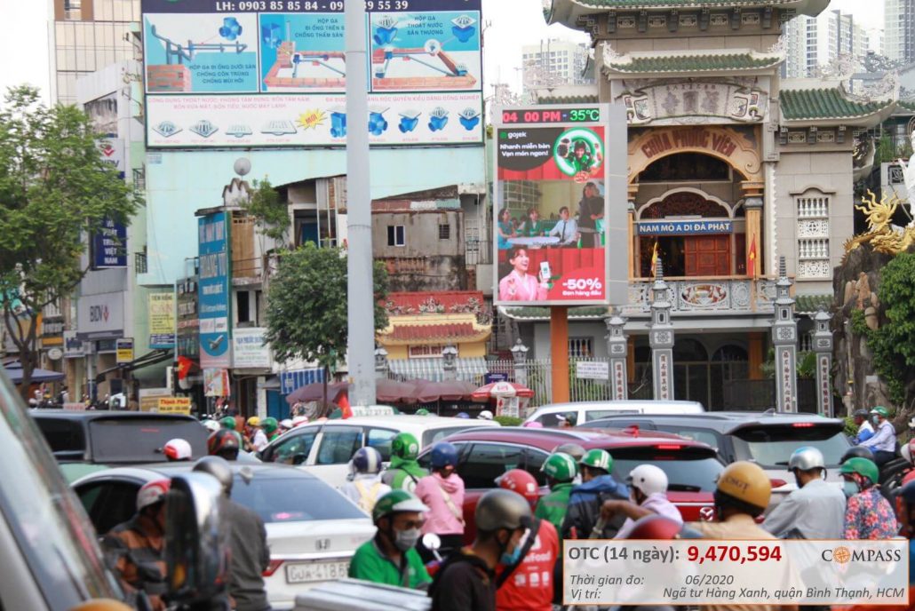 quảng cáo gojek tại led hàng xanh về cầu Sài Gòn
