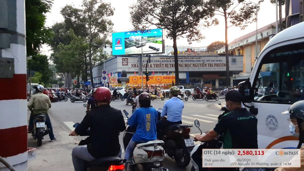 Quảng cáo màn hình led ngã tư Nguyễn Tri Phương và Hùng Vương