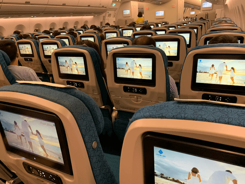 Quảng cáo màn hình trên máy bay Vietnam Airlines
