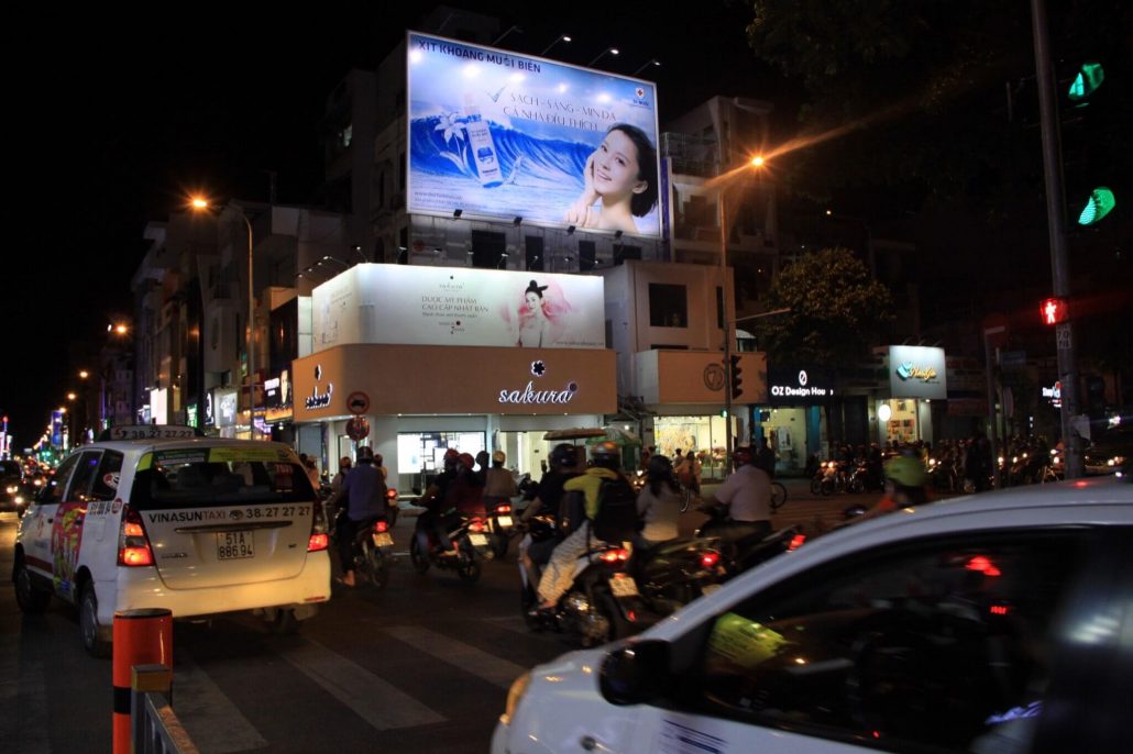 biển quảng cáo ngoài trời Hai Bà Trưng - Võ Thị Sáu, Quận 1, Hồ Chí Minh