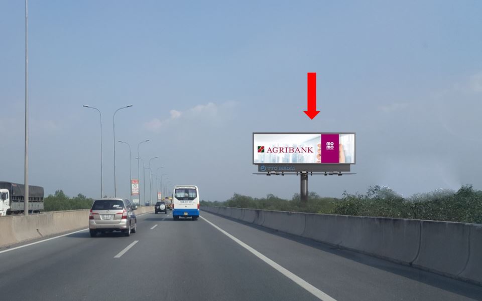 Bảng quảng cáo ngoài trời KM 8+500 (Bên trái) cao tốc HCM - Long Thành, quận 9, Hồ Chí Minh
