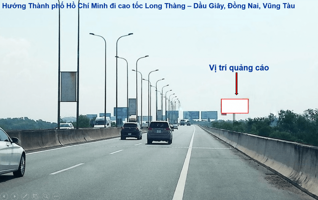 Bảng quảng cáo ngoài trời gần B3 Cao tốc Long Thành – Dầu Giây, quận 9, Hồ Chí Minh