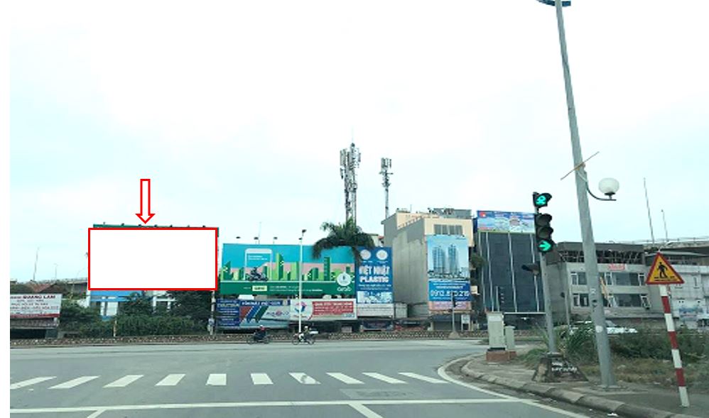 Bảng quảng cáo ngoài trời ngã ba An Dương Vương- cầu Nhật Tân, quận Tây Hồ, Hà Nội