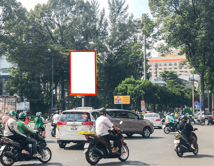 Bảng quảng cáo ngoài trời ngã sáu Cộng Hòa, quận 5, Hồ Chí Minh