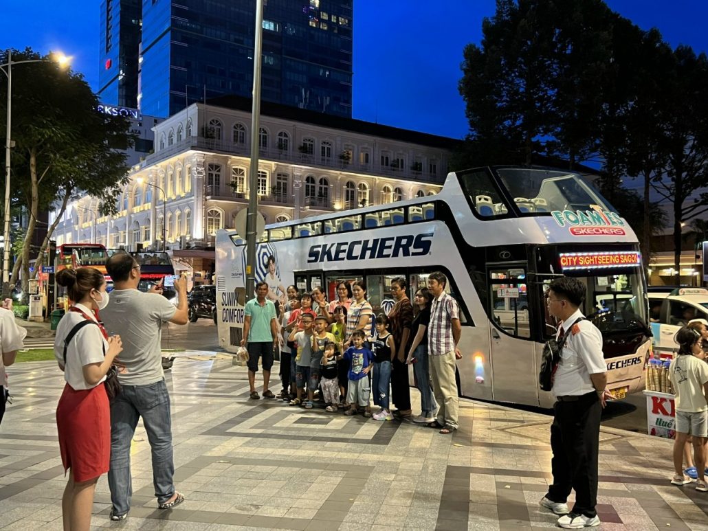 Quảng cáo Roadshow xe bus 2 tầng - Shojiki.vn
