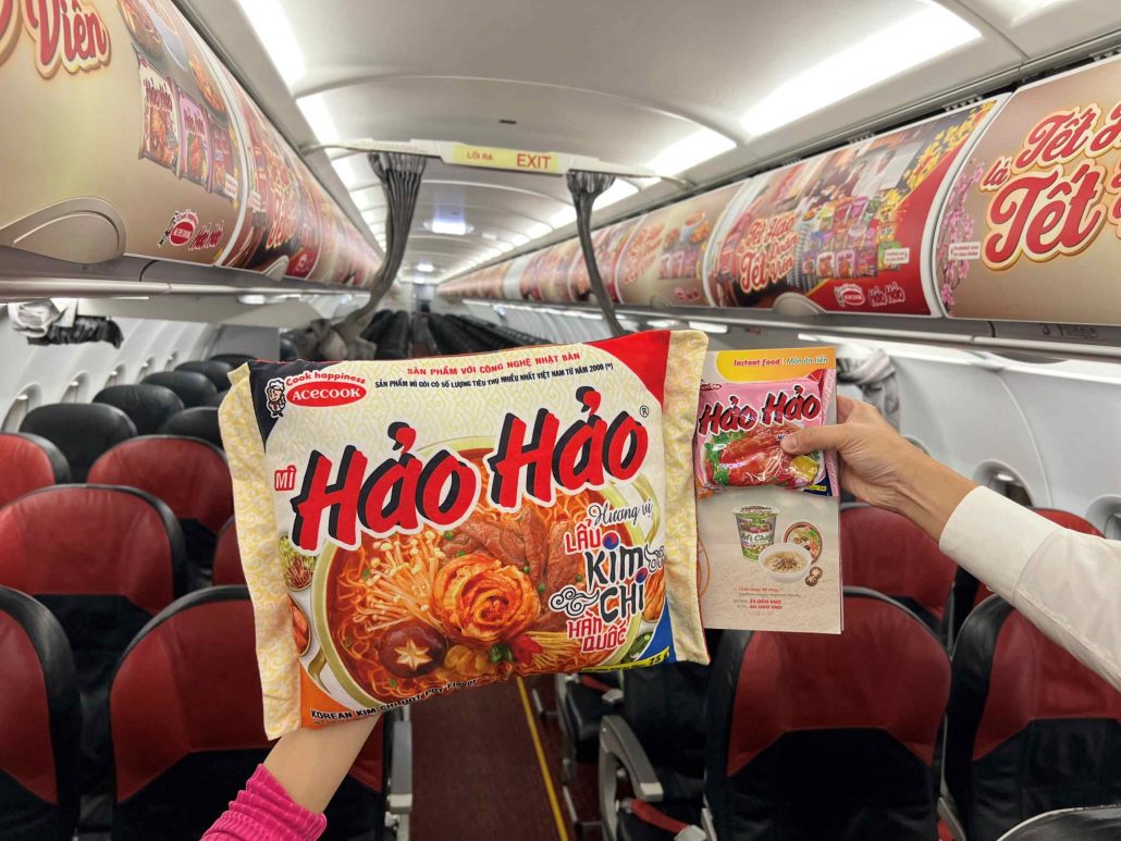 quảng cáo thân tàu bay Vietjet Air - SJK Group