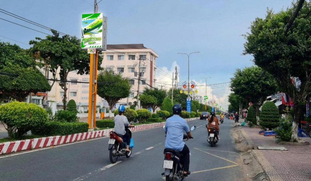 Màn hình LED dải phân cách đường Phạm Thái Bường, Vĩnh Long