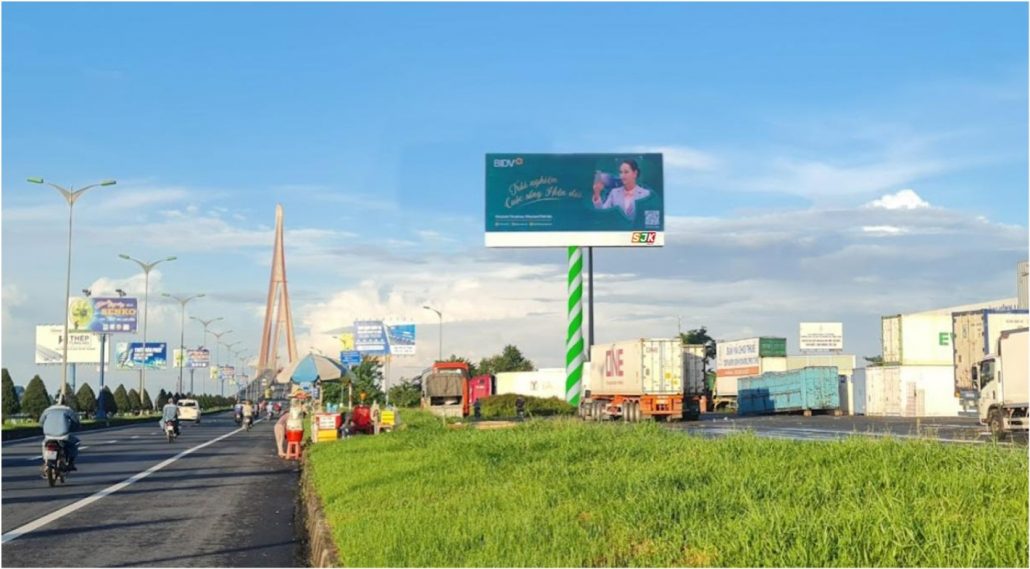 Màn hình LED trạm dừng chân cầu Cần Thơ- bờ Vĩnh Long