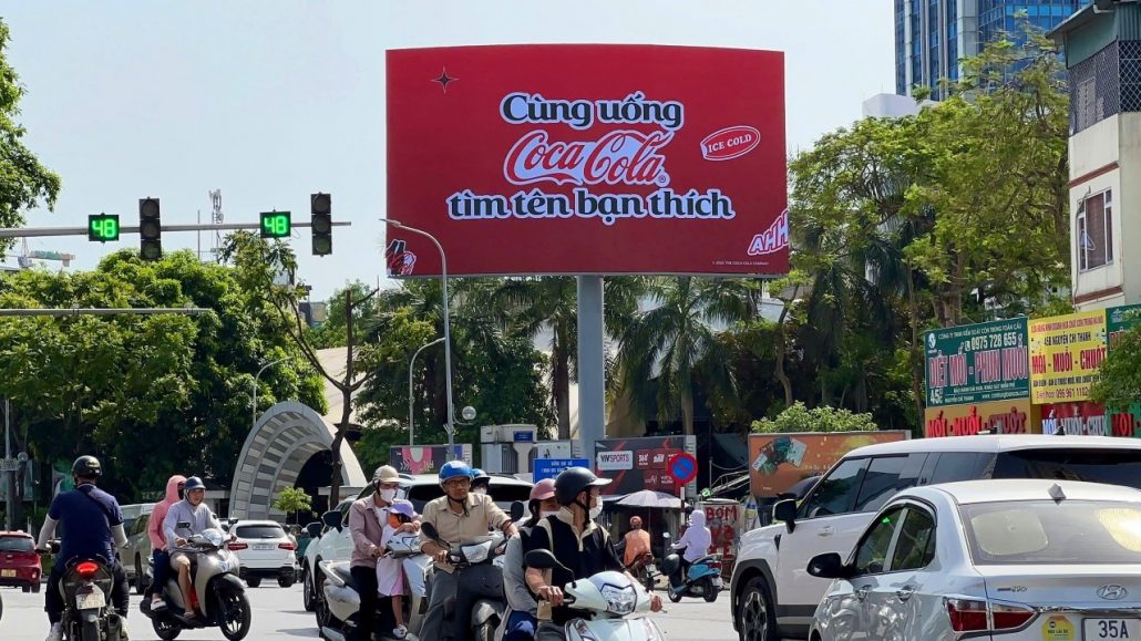 Nhiều nhãn hàng lớn ưa chuộng LED VTV Nguyễn Chí Thanh.