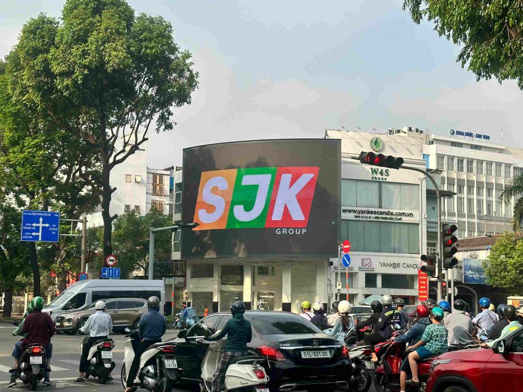 LED Võ Thị Sáu - Nam Kỳ Khởi Nghĩa có vị trí thu hút hàng nghìn lượt xem mỗi ngày.