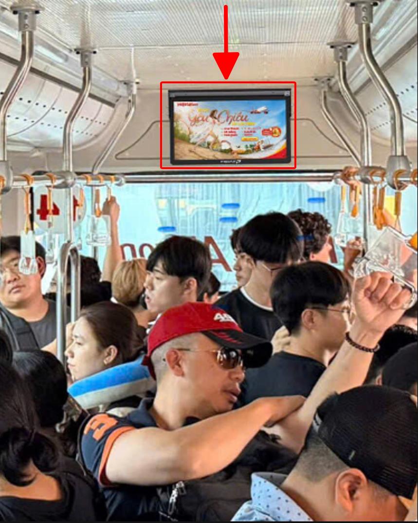 quang-cao-tren-man-hinh-lcd-xe-bus-trung-chuyen-vietjet-air