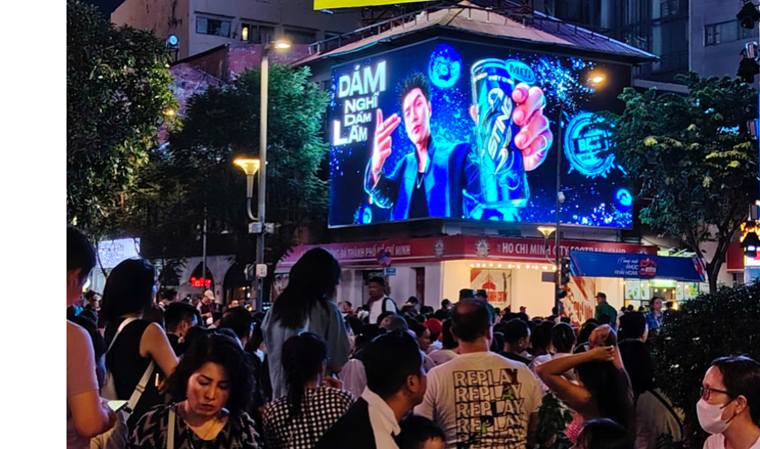 Màn hình LED 12Bis Nguyễn Huệ